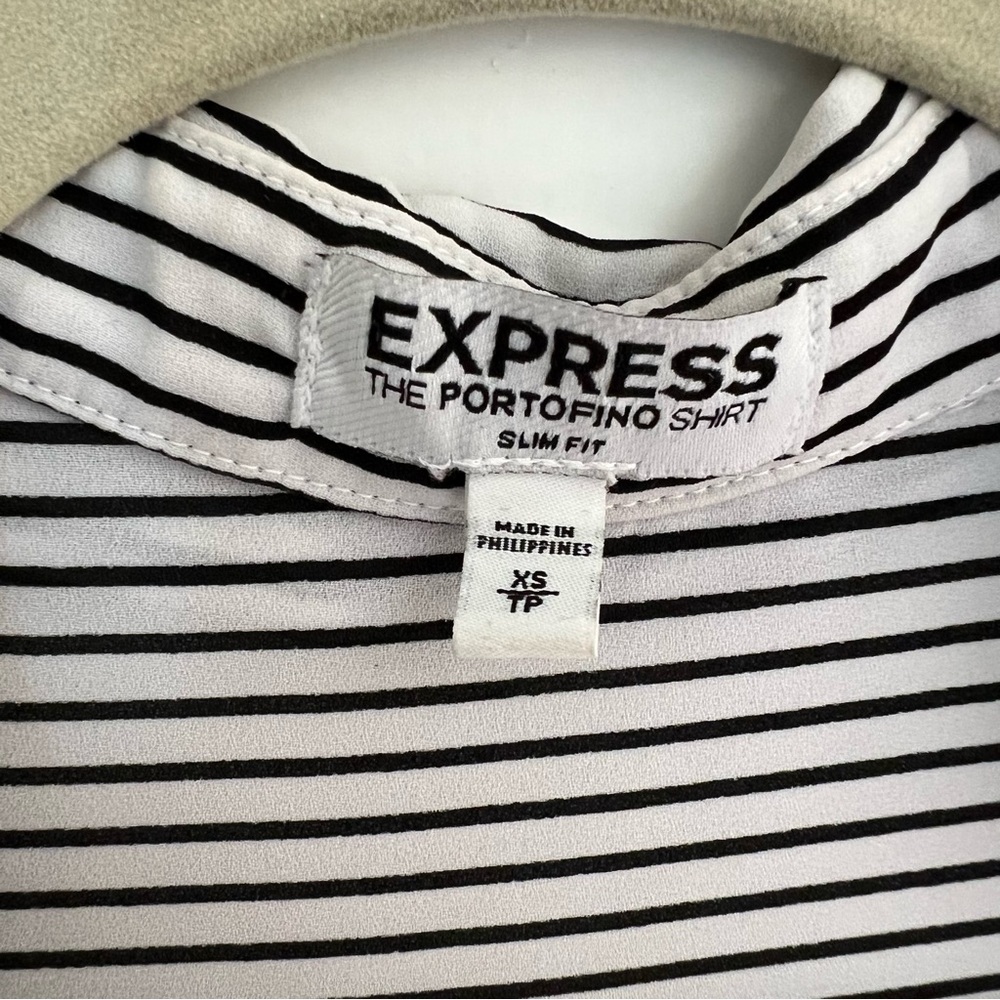 Assortment of XS Tops. 5 XS Tops. XS bundle | Women’s XS - Picture 5 of 11
